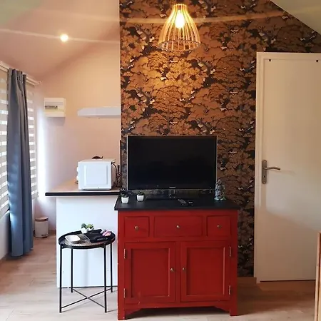 Daire Japan House : En Bois Zen - Wifi - Parking Gratuit *